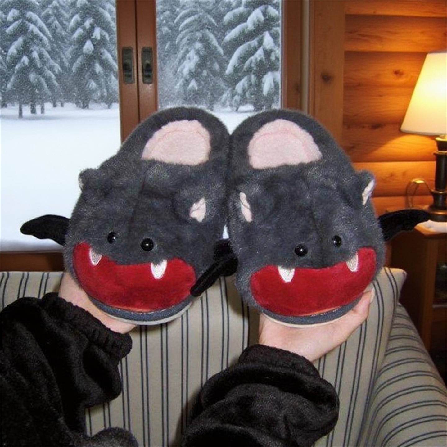 Halloween Bat Plush Slippers W - огляд і ціна Sewing House