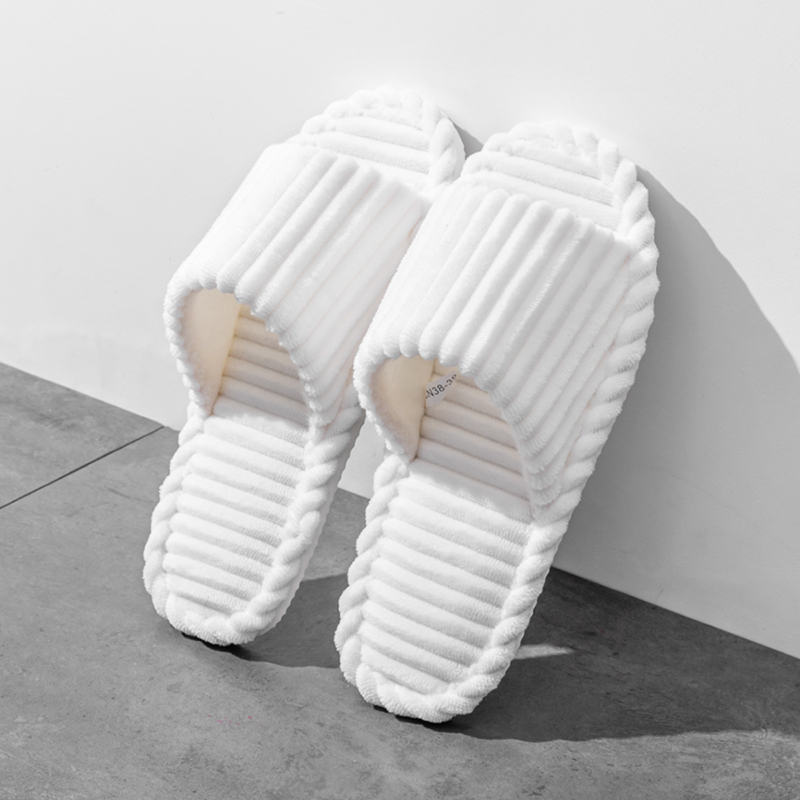 Open-Toe Breathable House Slip - огляд і ціна Sewing House