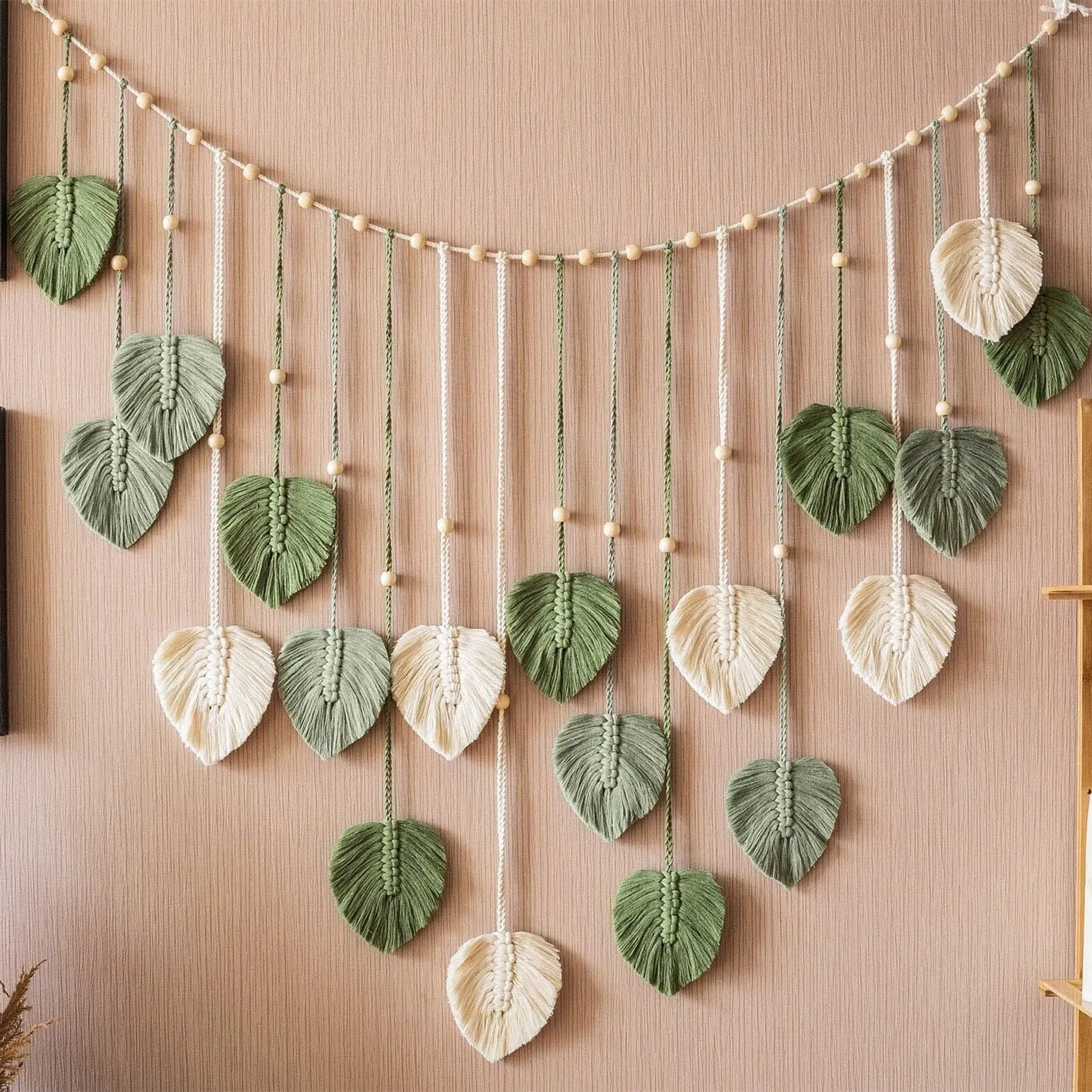 1 Pc Green Leaves Garland, Mac - огляд і ціна Century Textile & Sewing Supply By Owner
